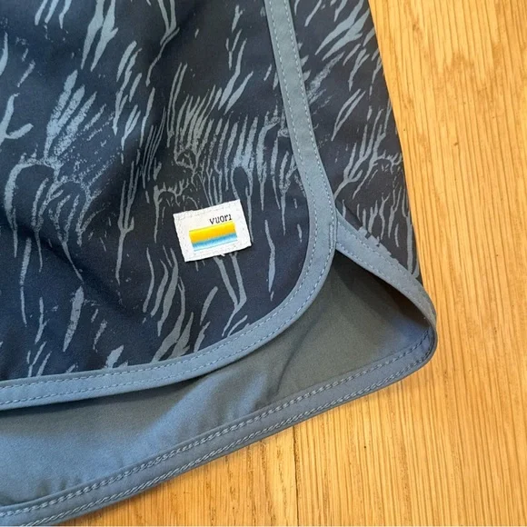 Vouri Men's Bank Shorts, Kashmir Flux Teal Gray Patterned Athletic Shorts, 7”, M - Picture 3 of 13